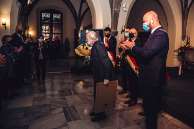 Maciej Łagiewski odebrał dziś tytuł Honorowego Obywatela Wrocławia - 3