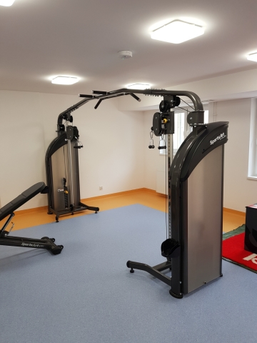 Czwarte liceum w Wałbrzychu ma nową siłownię i salę fitness - 1