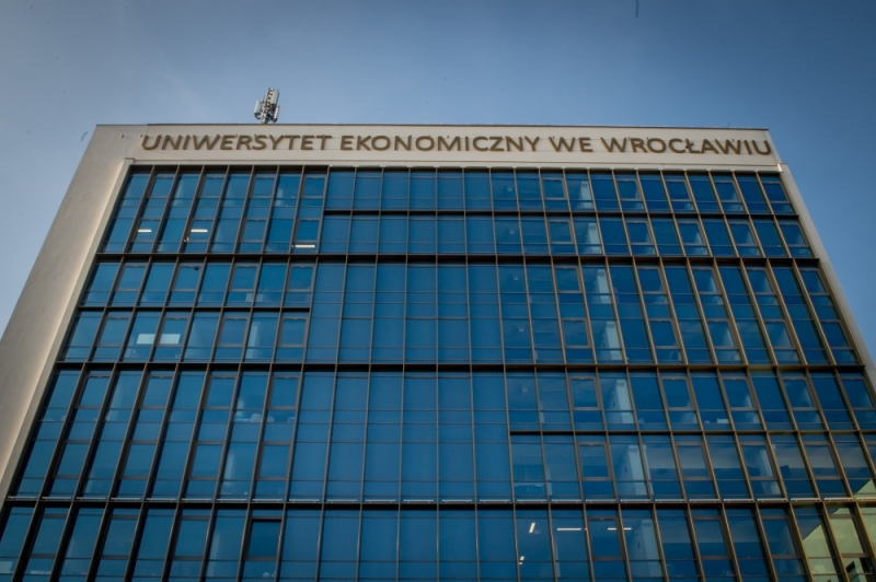 Uniwersytet Ekonomiczny we Wrocławiu zainaugurował nowy rok akademicki - fot. archiwum radiowroclaw.pl