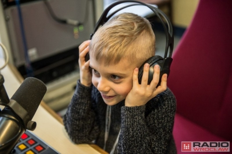 Akademia Młodego Radiowca: Moja szkoła [POSŁUCHAJ] - zdjęcie ilustracyjne; fot. archiwum radiowroclaw.pl
