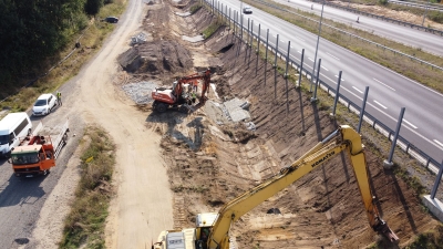 Drogowcy "łatają" S3. Tak wyglądają prace na brakującym odcinku [FOTO] - 3