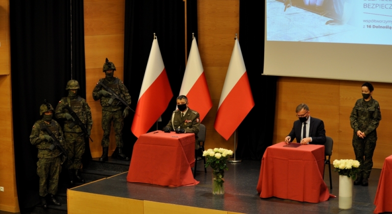 Terytorialsi podpisali porozumienie z Dolnośląską Szkołą Wyższą - fot. mat. prasowe
