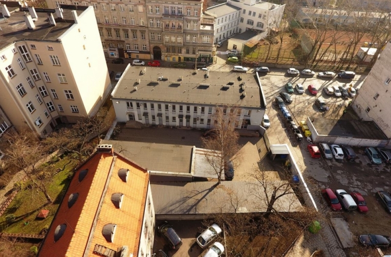 Teren z budynkiem po dawnej siedzibie Straży Miejskiej na sprzedaż - fot. gn.um.wroc.pl