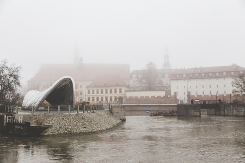 Miasto tonie we mgle [FOTOSPACER] - fot. Patrycja Dzwonkowska