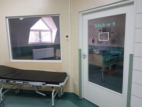 Wałbrzych: Tymczasowy szpital dla pacjentów z koronawirusem już gotowy  - 13