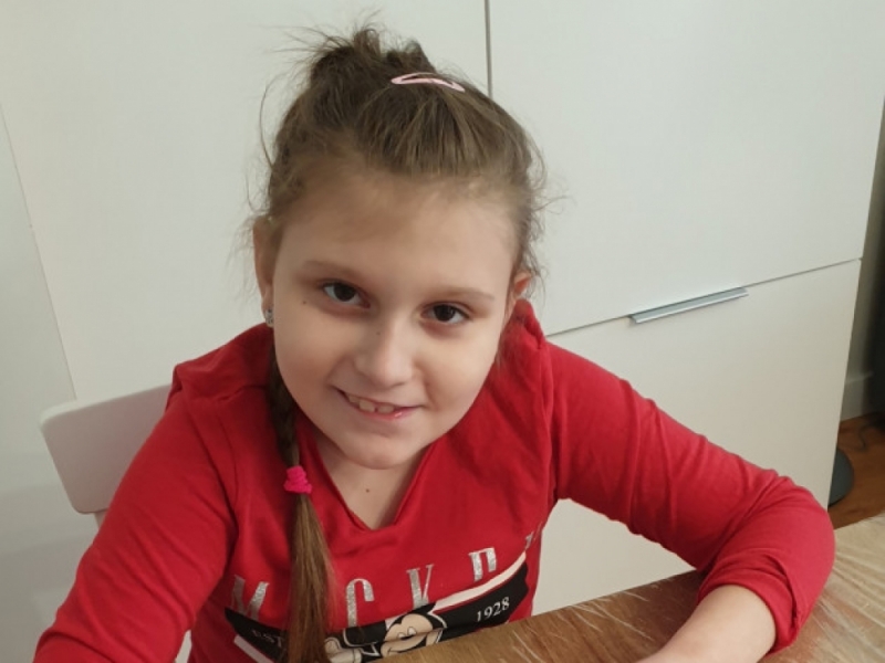 10-letnia Lena marzy o własnym laptopie - fot. materiały prywatne