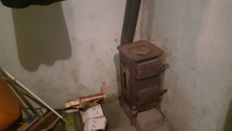 Mieszkają w tragicznych warunkach. Nasza interwencja pomogła - 3