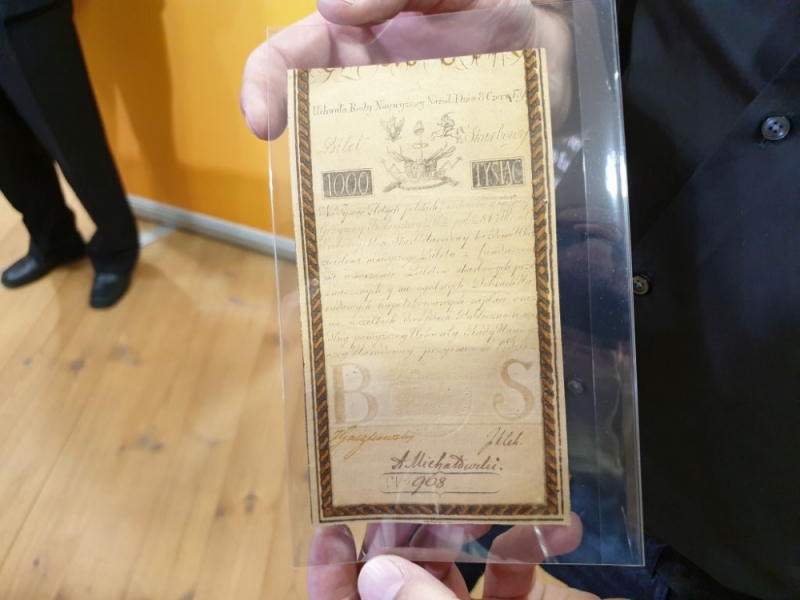 Co za historia. Niezwykły banknot trafił na Dolny Śląsk [ZOBACZ] - (fot. Radio Wrocław)