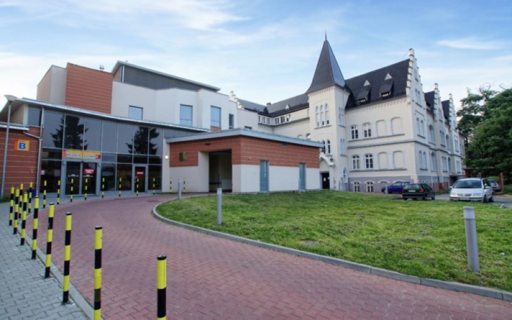 Dzierżoniów: Ponad milion złotych wsparcia dla szpitala powiatowego - fot. szpital - autor starostwo powiatowe w Dzierżoniowie.