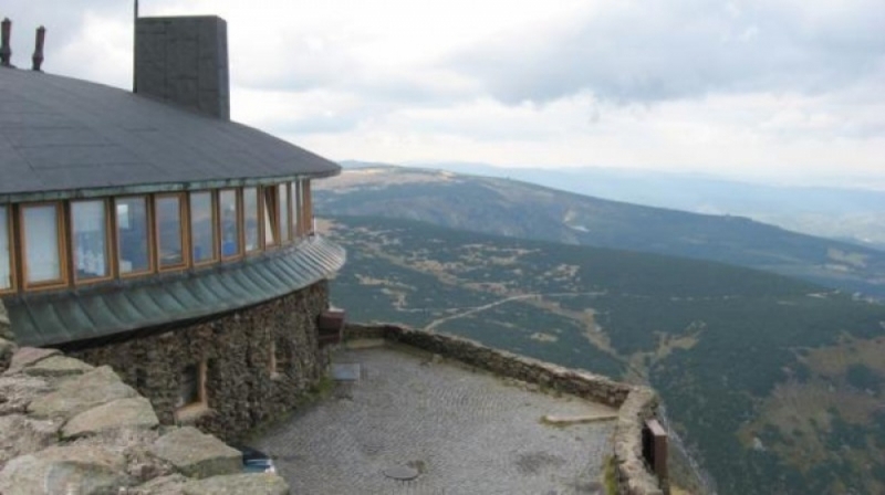 Zakaz wejścia na teren nadleśnictwa "Śnieżka". To efekt wichur - fot. karkonosze.info
