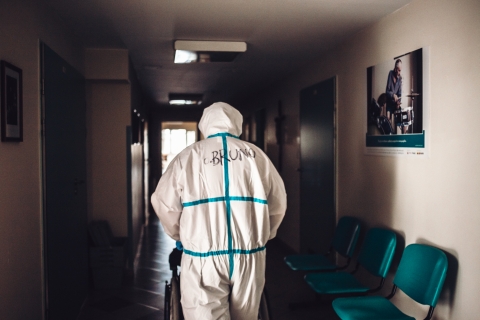Mikołaj w hospicjum, czyli oryginalne świętowanie w czasach covid-19 [FOTOREPORTAŻ] - 14