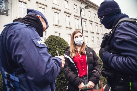Pikietowali przed siedzibą wojewody. Chcą dymisji ministra edukacji  - 2
