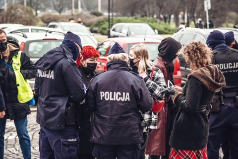 Pikietowali przed siedzibą wojewody. Chcą dymisji ministra edukacji  - 3