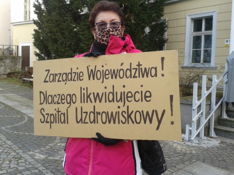 Mieszkańcy nie chcą pozwolić na likwidację Domu Zdrojowego w Jedlinie - 2