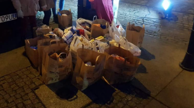 Sukces świątecznej zbi&oacute;rki żywności