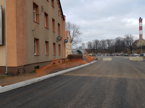 Obwodnica Wałbrzycha: Chodnik w Szczawnie Zdroju za wąski? - 1