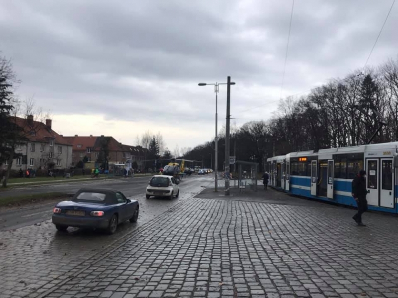 Helikopter LPR lądował na Sępolnie [FOTO] - fot. Przemek Kromolowski