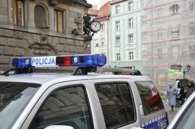 Wrocław: Napad na pracownika kantoru przy ulicy Strzegomskiej