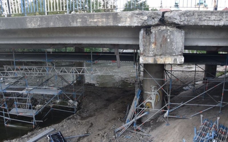 Kłodzko: Są pieniądze na naprawę mostu uszkodzonego przez wykonawcę - Fot. Joanna Żabska