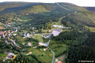 Burmistrz Świeradowa-Zdroju o otwarciu hoteli: decyzja dobra, ale sp&oacute;źniona