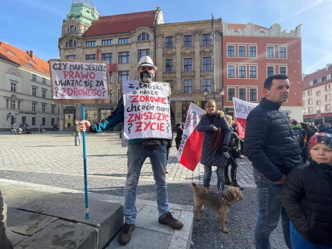 "OtwieraMY". Protest na wrocławskim Rynku - 2