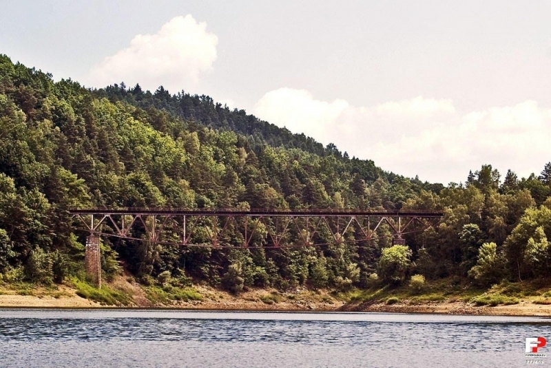 Miał go wysadzić Tom Cruise. Teraz na most w Pilchowicach mają wrócić pociągi - (fot. fotopolska.eu)