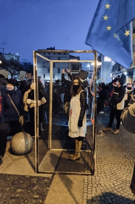 Strajk Kobiet we Wrocławiu: Gaz łzawiący i zatrzymania przez policję - 6
