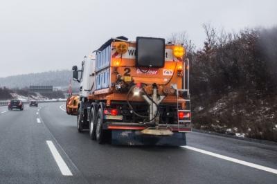 IMGW ostrzega przed oblodzeniem dróg na Dolnym Śląsku