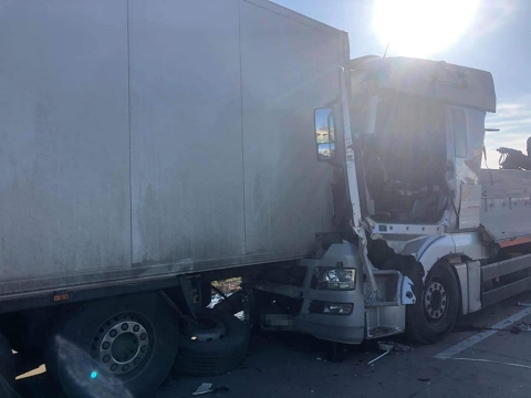 Zablokowana autostrada A4. Wypadek dwóch ciężarówek [AKTUALIZACJA] - 2