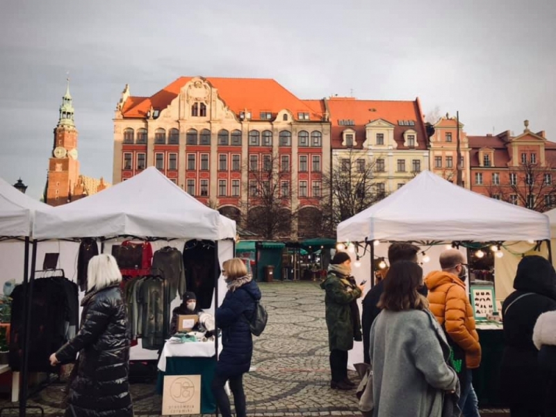 Trzy najbliższe weekendy na Placu Solnym we Wrocławiu pod znakiem rękodzieła  - fot. Justyna Kościelna