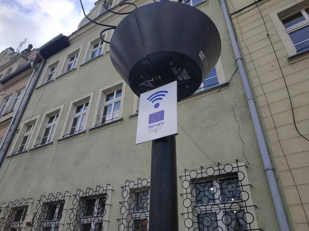 Duszniki-Zdrój: Uruchomiono bezpłatny miejski dostęp do internetu - fot. UM Duszniki-Zdrój