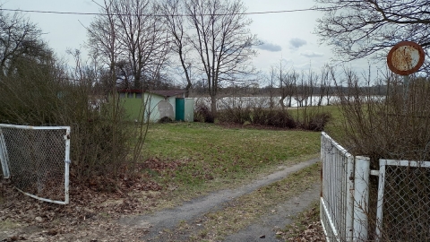 Komu jezioro, komu? Jezioro i tereny w Jezierzanach idą pod młotek - 6