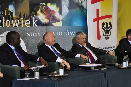  O polityce i gospodarce w Krzyżowej - 2