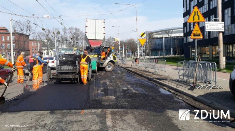 Wrocław: Utrudnienia przy Borowskiej do późnego wieczora - fot. ZDiUM
