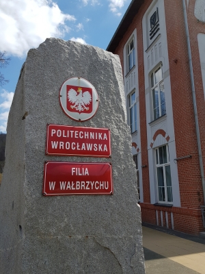 Wałbrzyska filia Politechniki Wrocławskiej coraz bardziej atrakcyjna dla studentów - 0