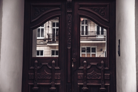 W połowie historyzm, w połowie modernizm. Ulica Piastowska [FOTOSPACER] - 7