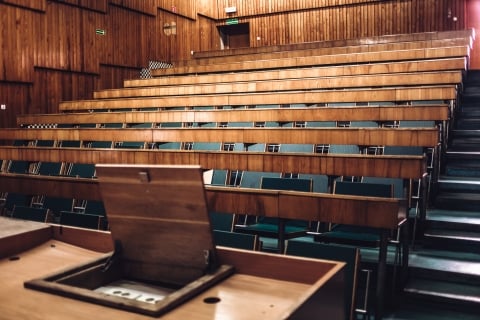 Zrozumieć architekturę PRL-u. Spacer z architektem: AUDYTORIUM WYDZIAŁU CHEMII UWr - 10