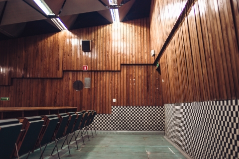 Zrozumieć architekturę PRL-u. Spacer z architektem: AUDYTORIUM WYDZIAŁU CHEMII UWr - 13