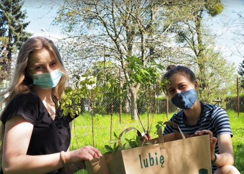 Nie tylko nauka to dla nich pestka. W ogrodnictwie też sobie radzą  - 0