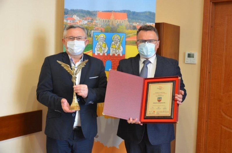 Strzegom z Orłem Polskiego Samorządu - fot. mat. prasowe