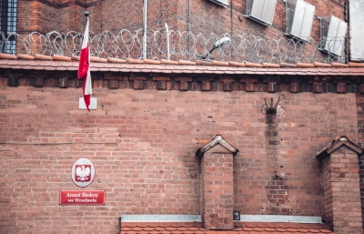 Areszt dla mężczyzny za posiadanie 1300 porcji narkotyk&oacute;w