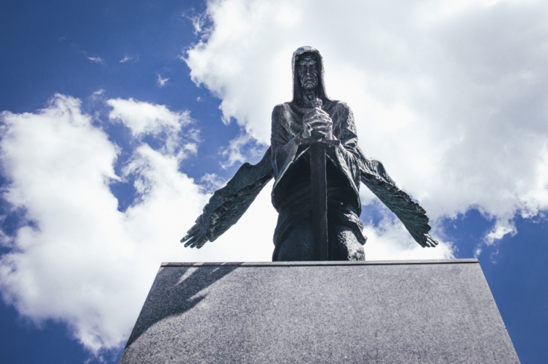 ZDJĘCIE DNIA: Pomnik Ofiar Zbrodni Katyńskiej - fot. Patrycja Dzwonkowska