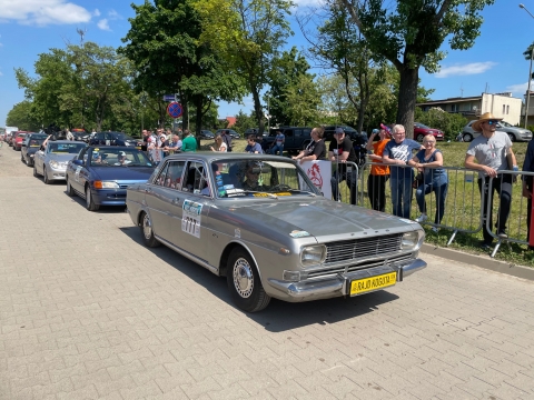 Z Oławy do Zakopanego. Wystartował Rajd Koguta - 9