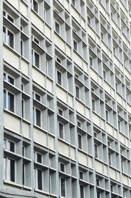 Zrozumieć architekturę PRL-u. Spacer z architektem: dawny biurowiec ZREMB - 1