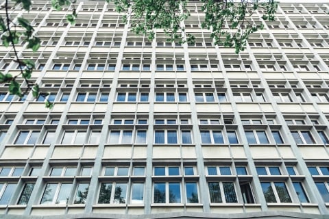 Zrozumieć architekturę PRL-u. Spacer z architektem: dawny biurowiec ZREMB - 5