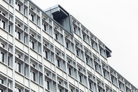Zrozumieć architekturę PRL-u. Spacer z architektem: dawny biurowiec ZREMB - 6