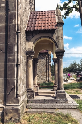 Neoromańskie kaplice grobowe w Rękowie [FOTOSPACER] - 4
