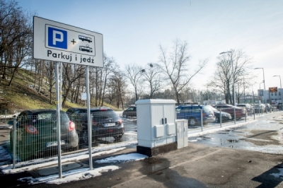 Na wrocławskiej Klecinie powstaje kolejny parking typu park&ride