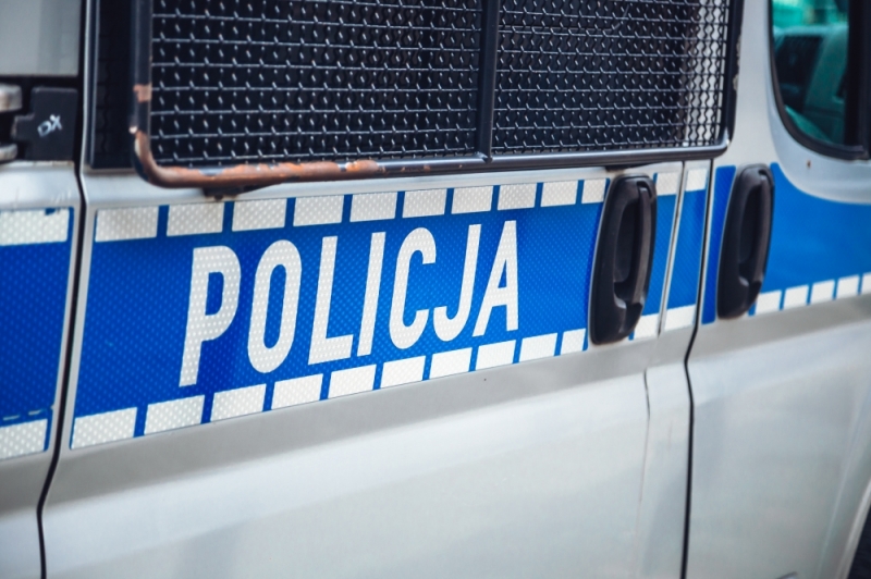 Legnica: Mężczyzna uciekał przed policjantami przez balkon na czwartym piętrze - fot. Patrycja Dzwonkowska
