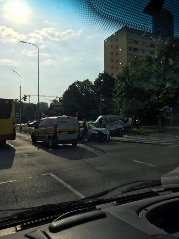 Dachowanie w centrum Wrocławia  - fot. Borys Szperling